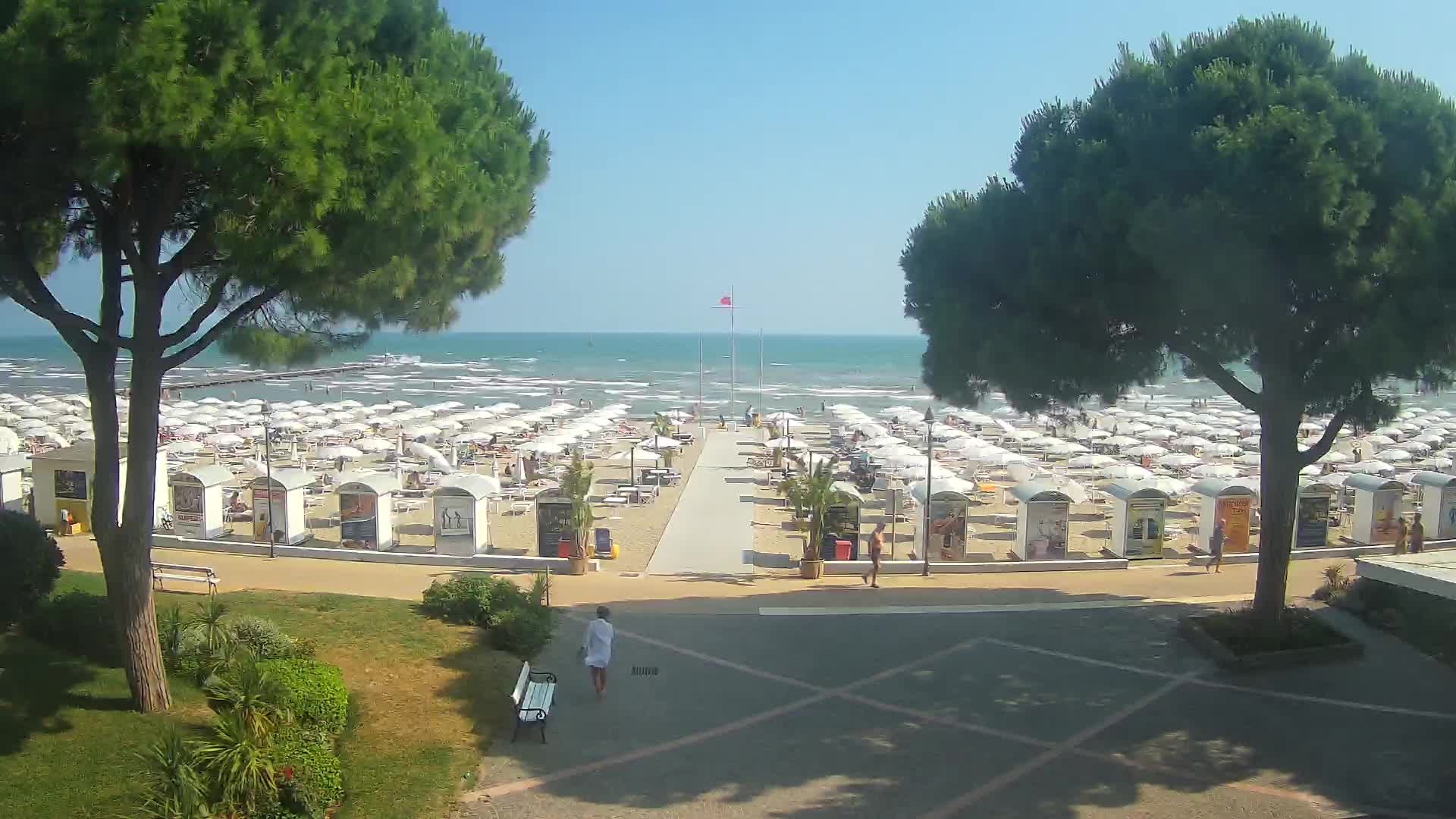 Grado Ulaz na Plažu | Pogled Uživo na Obalu