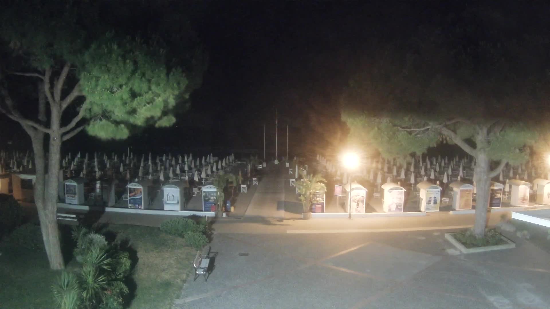Grado Beach Webcam Entrance | Real-Time View of the Seaside