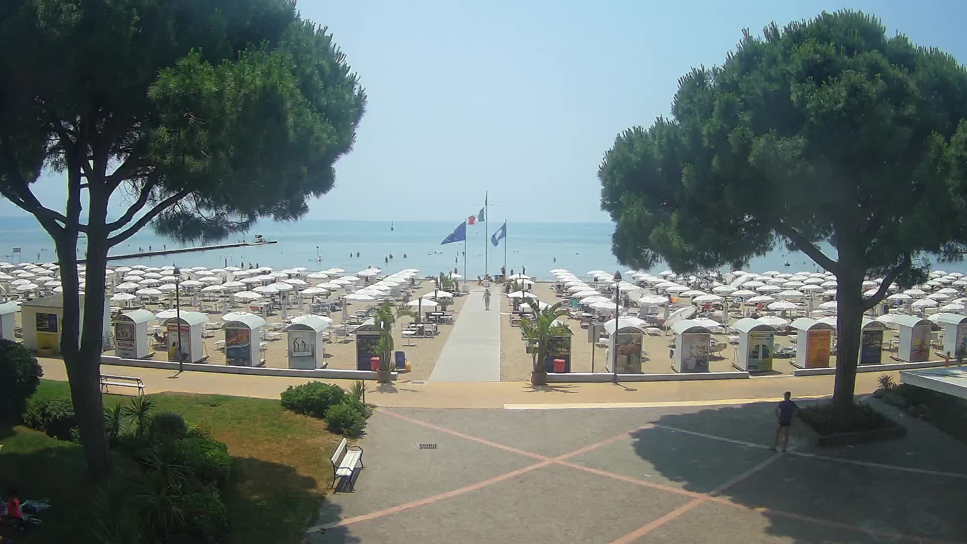 Grado Beach Webcam Entrance | Real-Time View of the Seaside