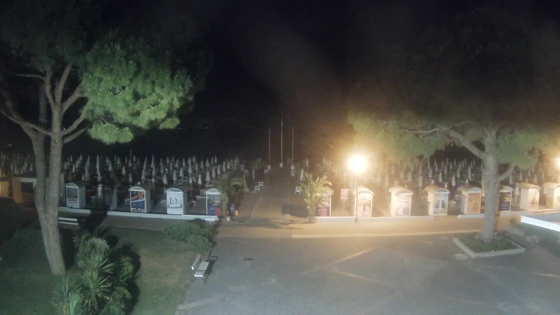 Grado Beach Webcam Entrance | Real-Time View of the Seaside