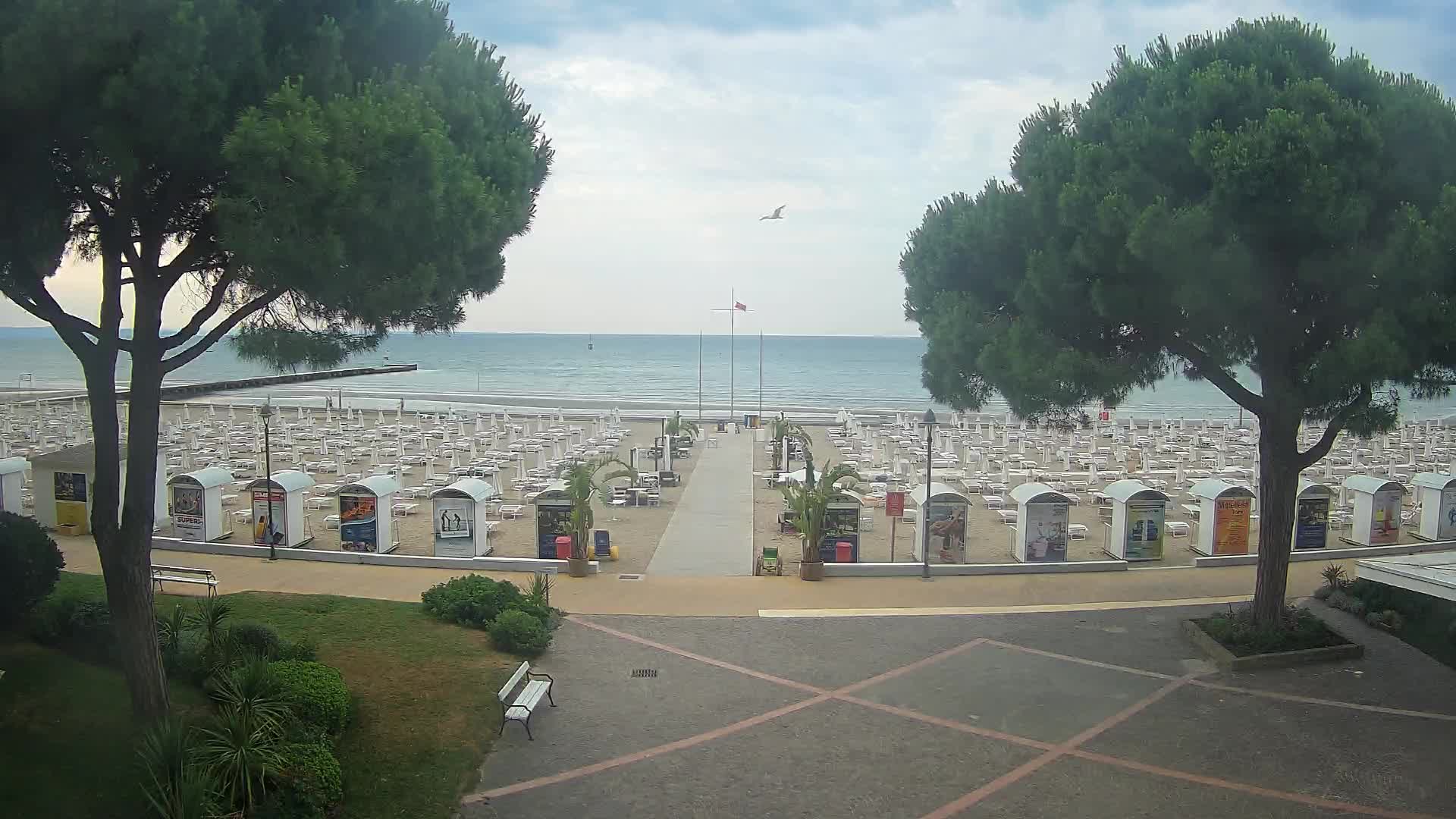 Grado Beach Webcam Entrance | Real-Time View of the Seaside