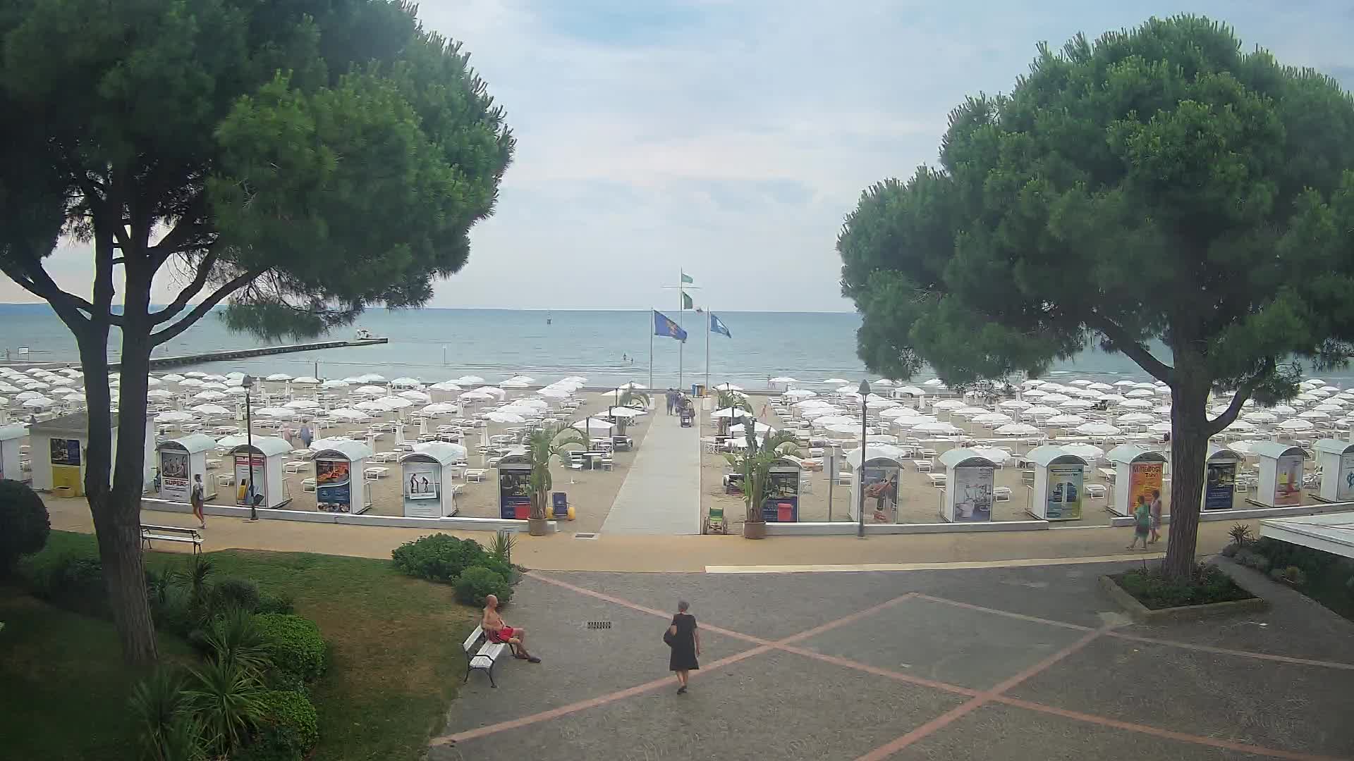 Grado Beach Webcam Entrance | Real-Time View of the Seaside
