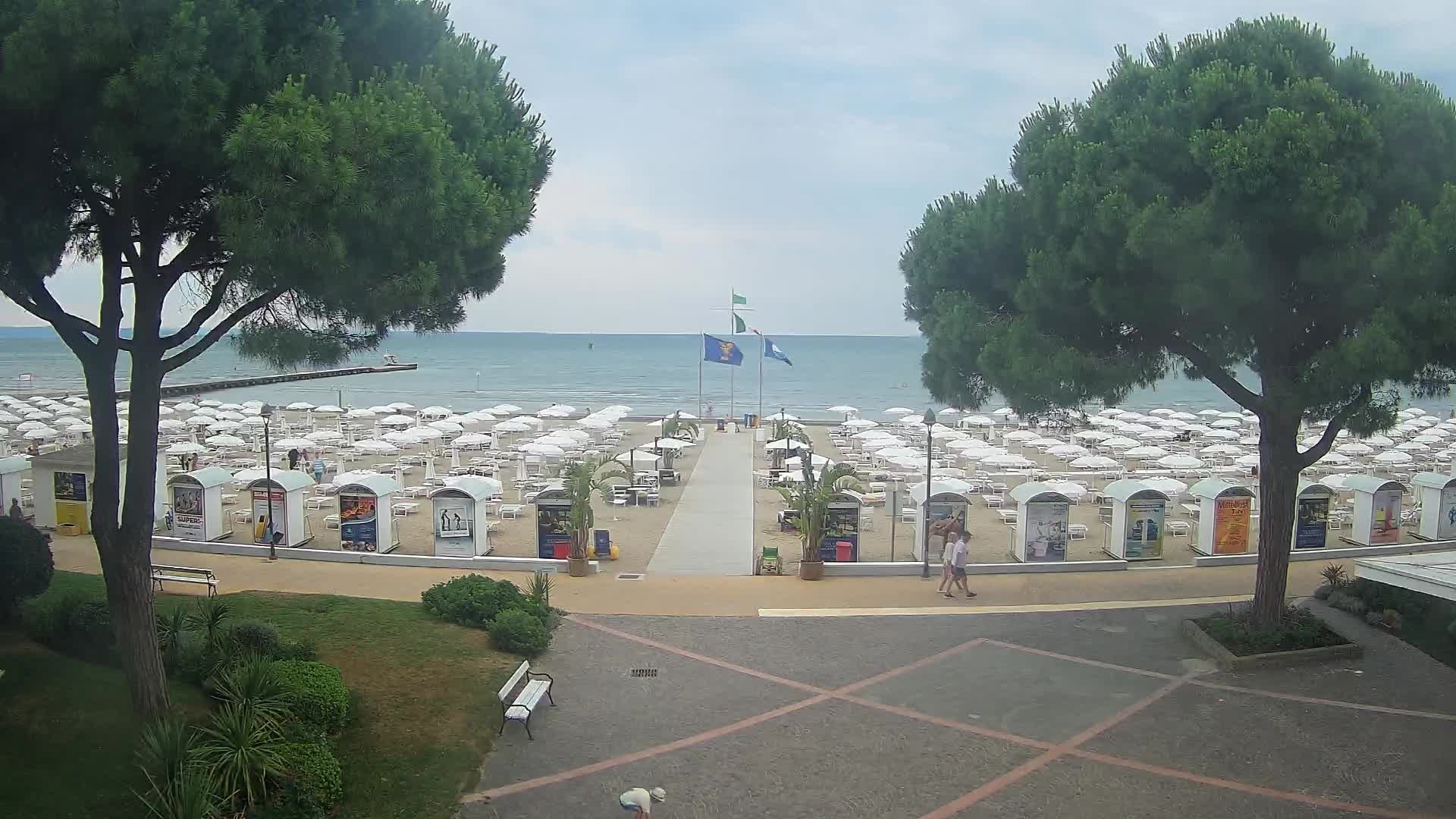 Grado Beach Webcam Entrance | Real-Time View of the Seaside