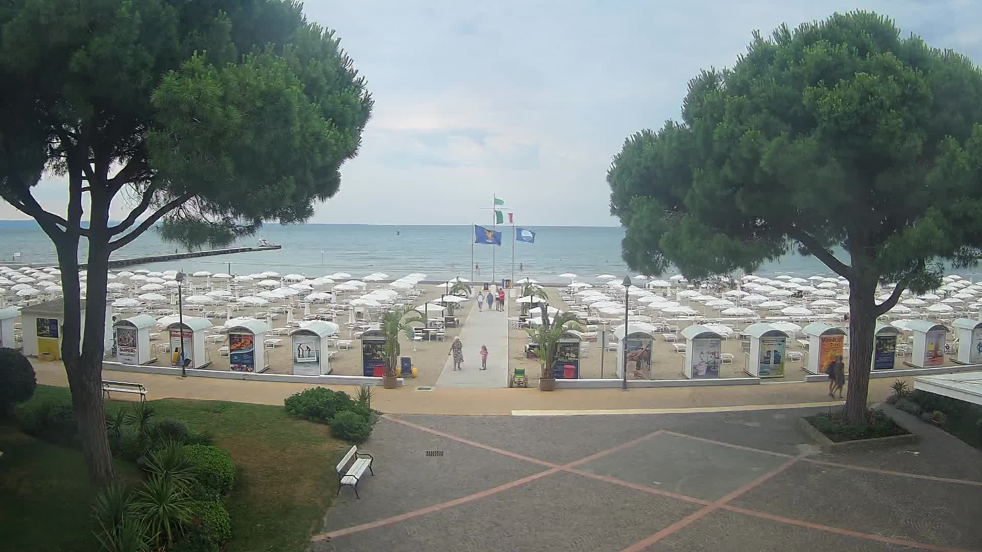 Grado Beach Webcam Entrance | Real-Time View of the Seaside