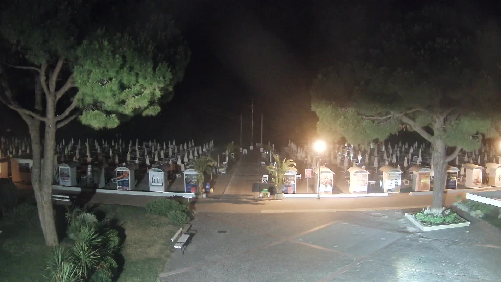 Grado Beach Webcam Entrance | Real-Time View of the Seaside
