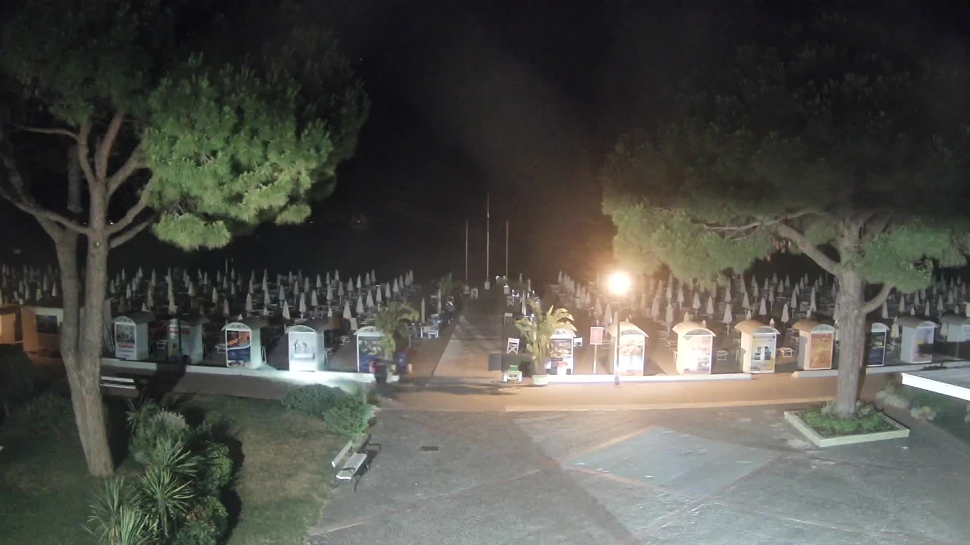 Grado Beach Webcam Entrance | Real-Time View of the Seaside