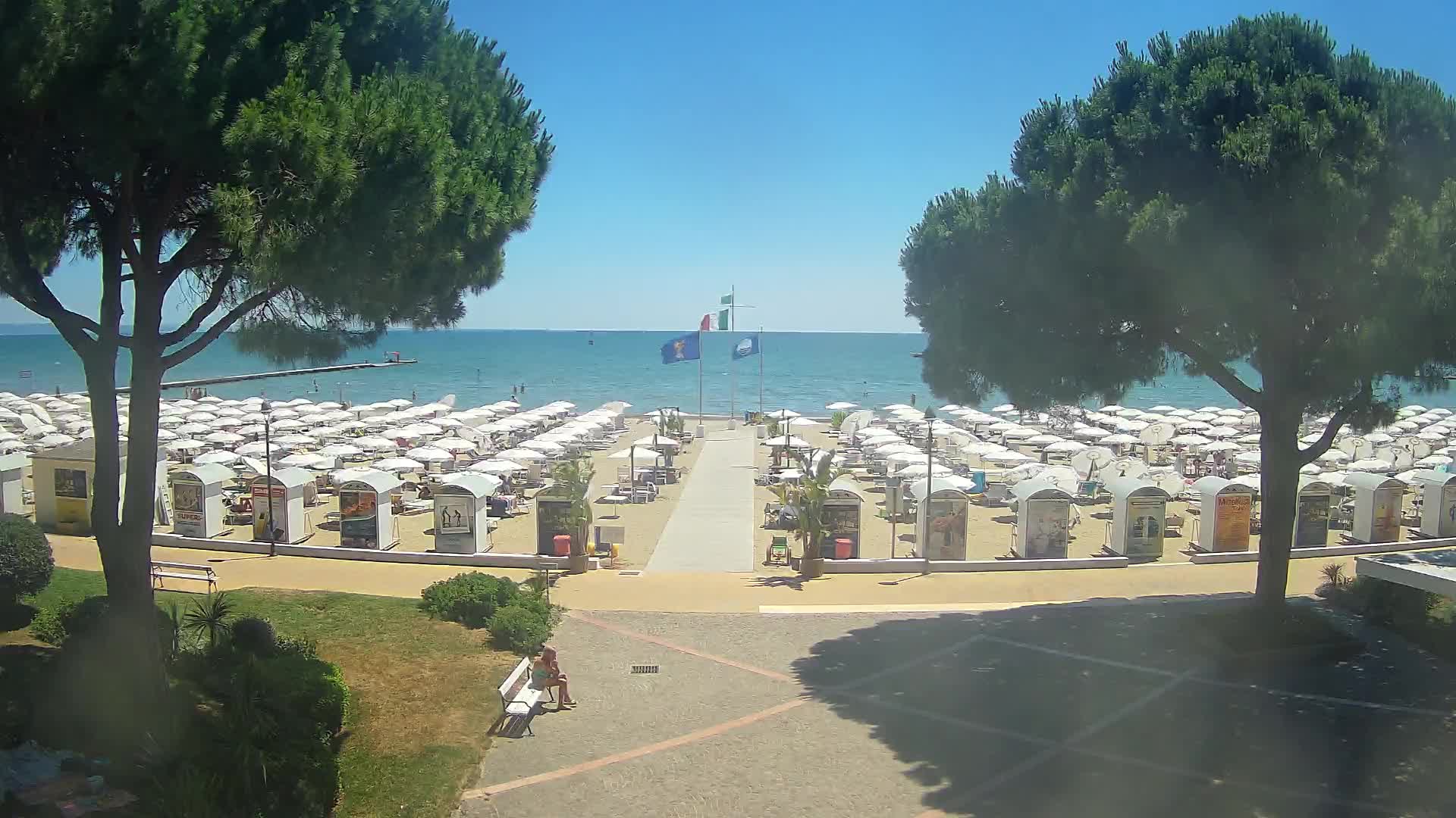 Grado Ulaz na Plažu | Pogled Uživo na Obalu