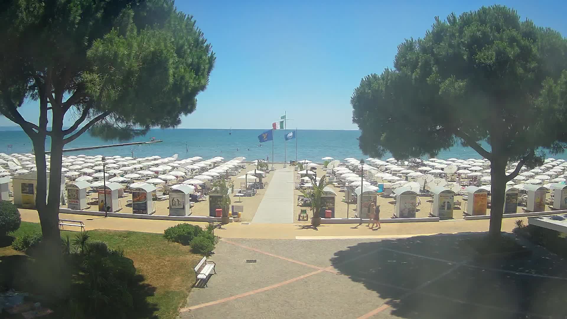 Grado Ulaz na Plažu | Pogled Uživo na Obalu