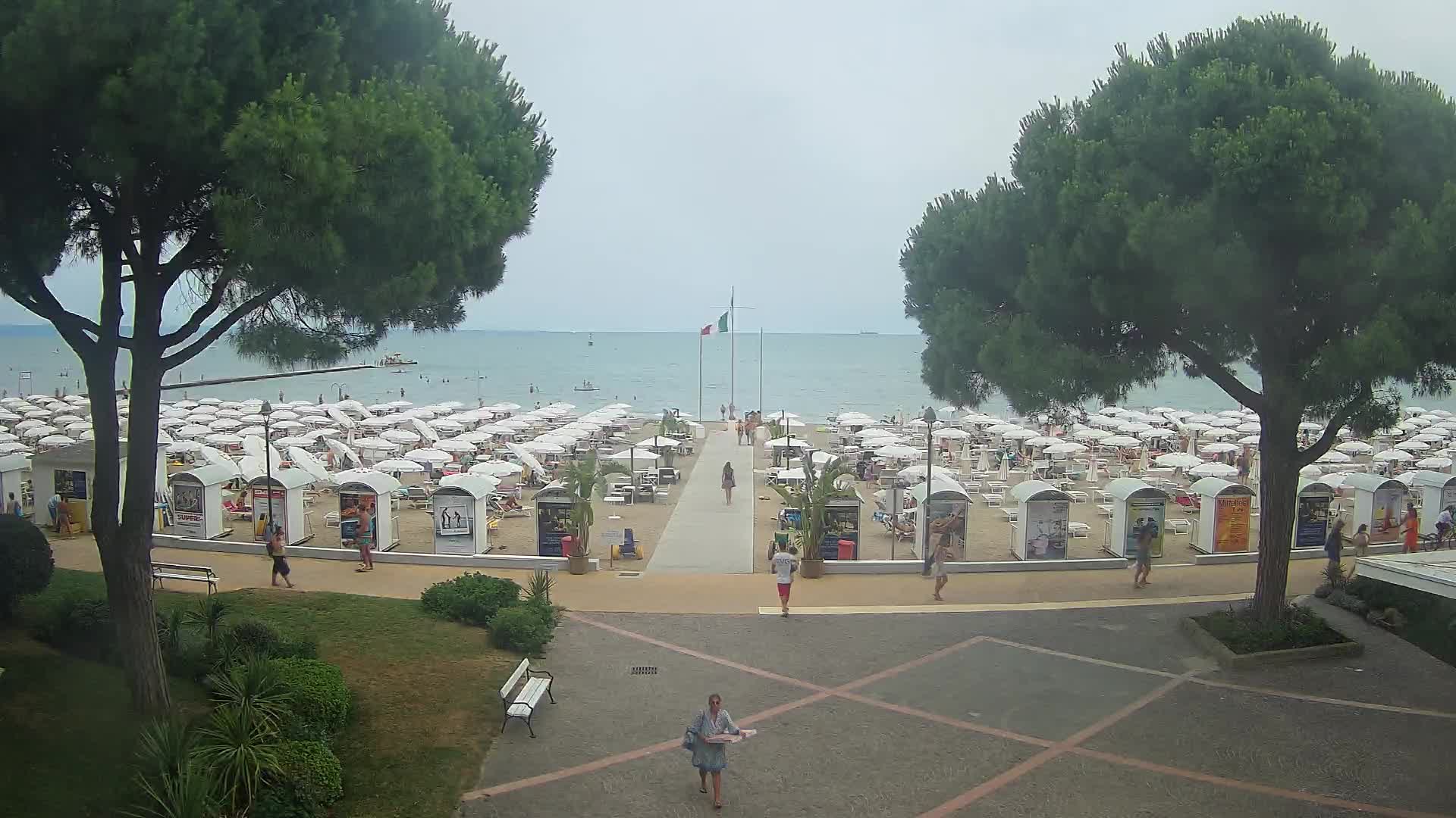 Grado Beach Webcam Entrance | Real-Time View of the Seaside