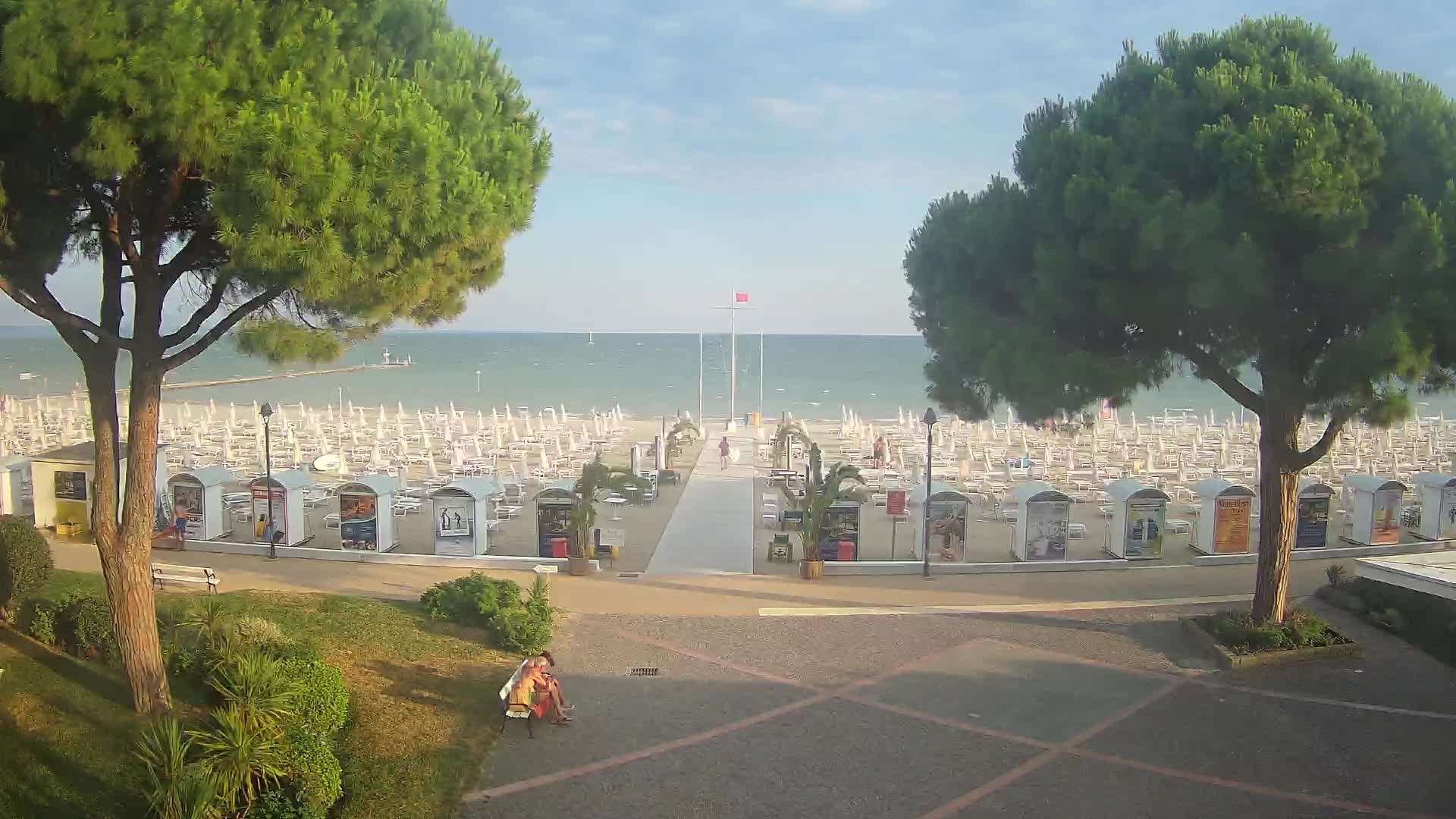 Grado Beach Webcam Entrance | Real-Time View of the Seaside