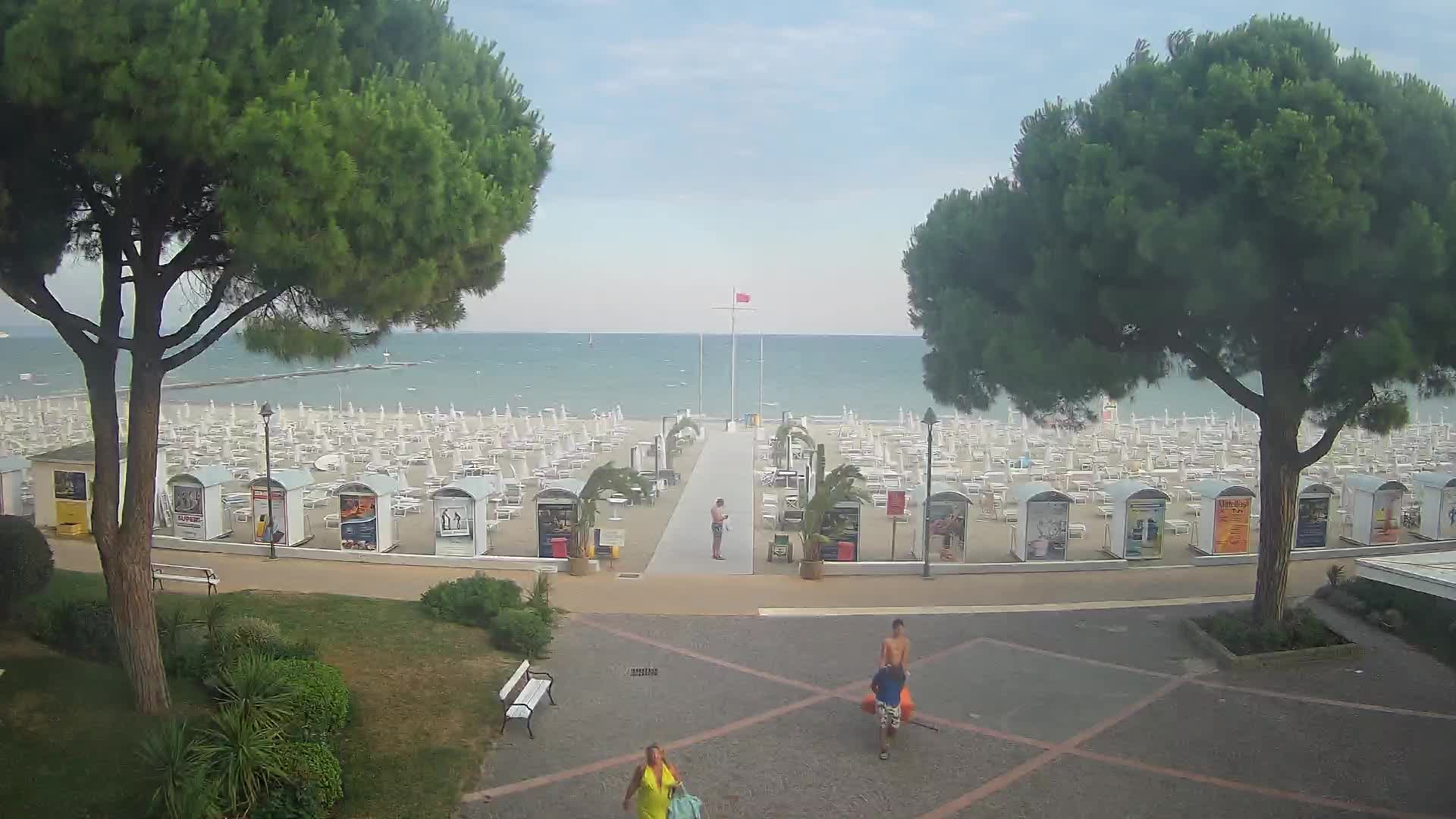 Grado Ulaz na Plažu | Pogled Uživo na Obalu