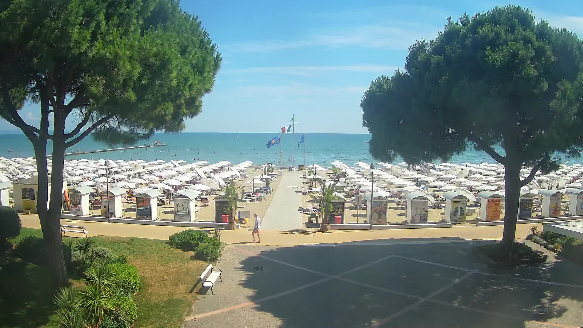 Grado Ulaz na Plažu | Pogled Uživo na Obalu