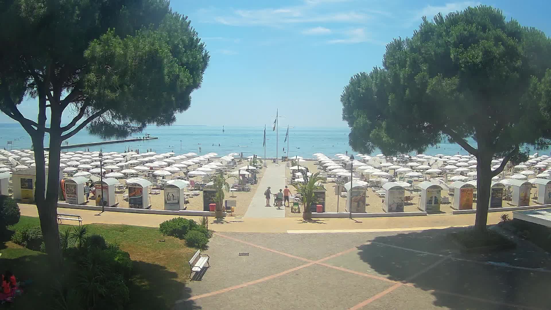 Grado Ulaz na Plažu | Pogled Uživo na Obalu
