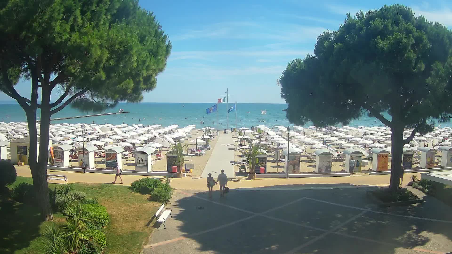 Grado Ulaz na Plažu | Pogled Uživo na Obalu