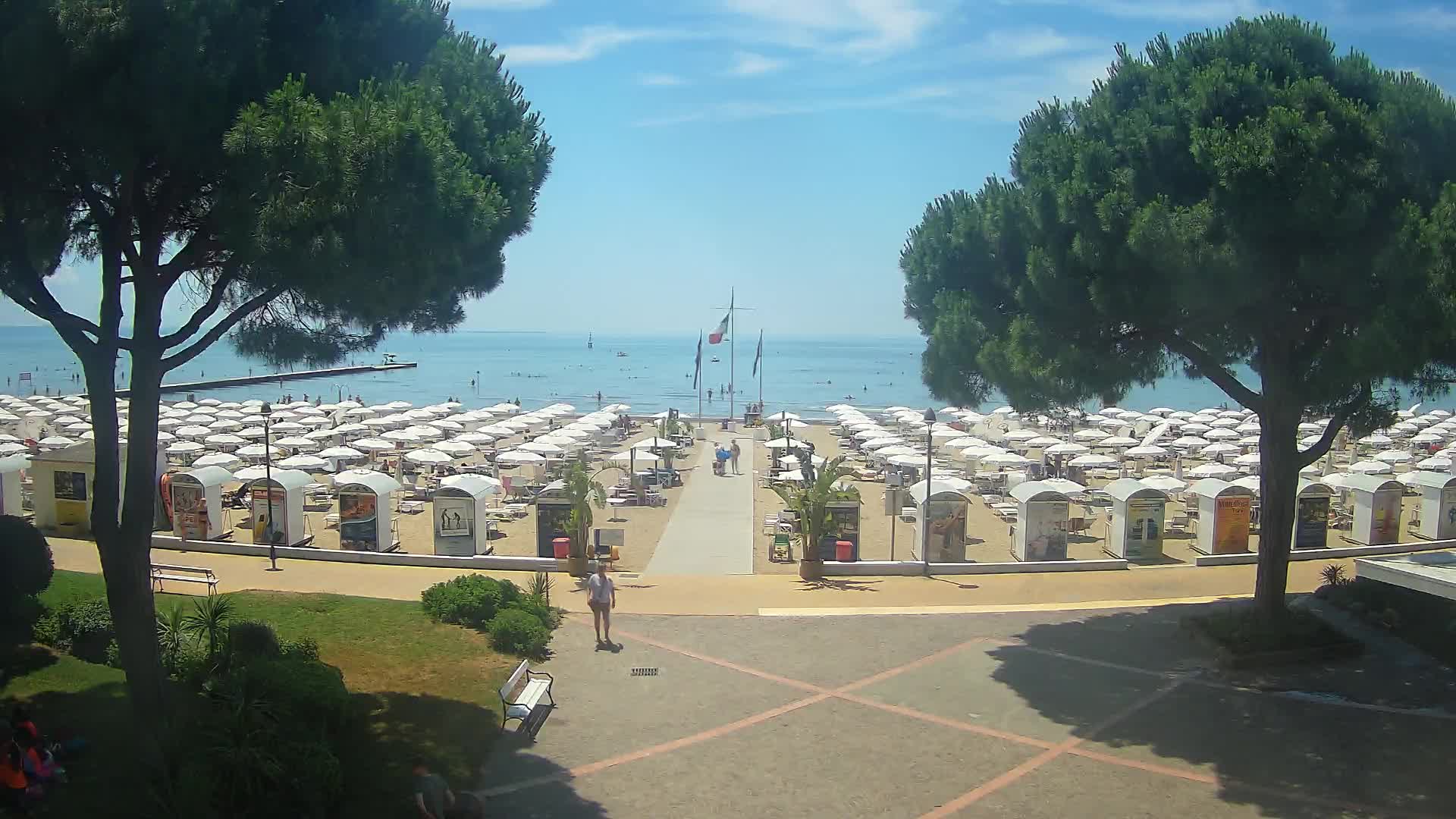 Grado Beach Webcam Entrance | Real-Time View of the Seaside
