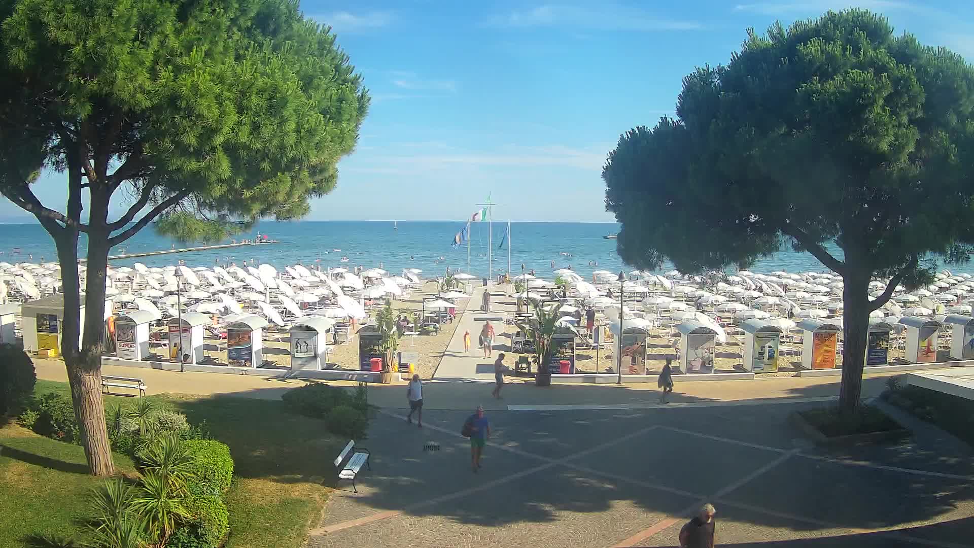 Grado Ulaz na Plažu | Pogled Uživo na Obalu