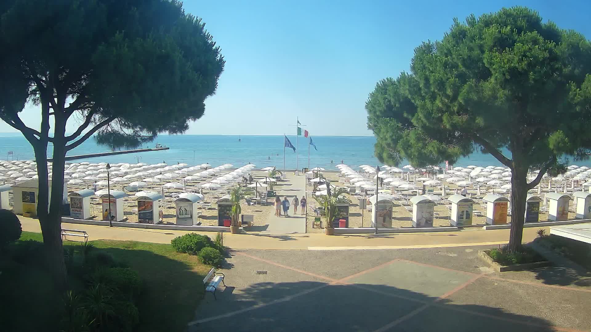 Grado Ulaz na Plažu | Pogled Uživo na Obalu