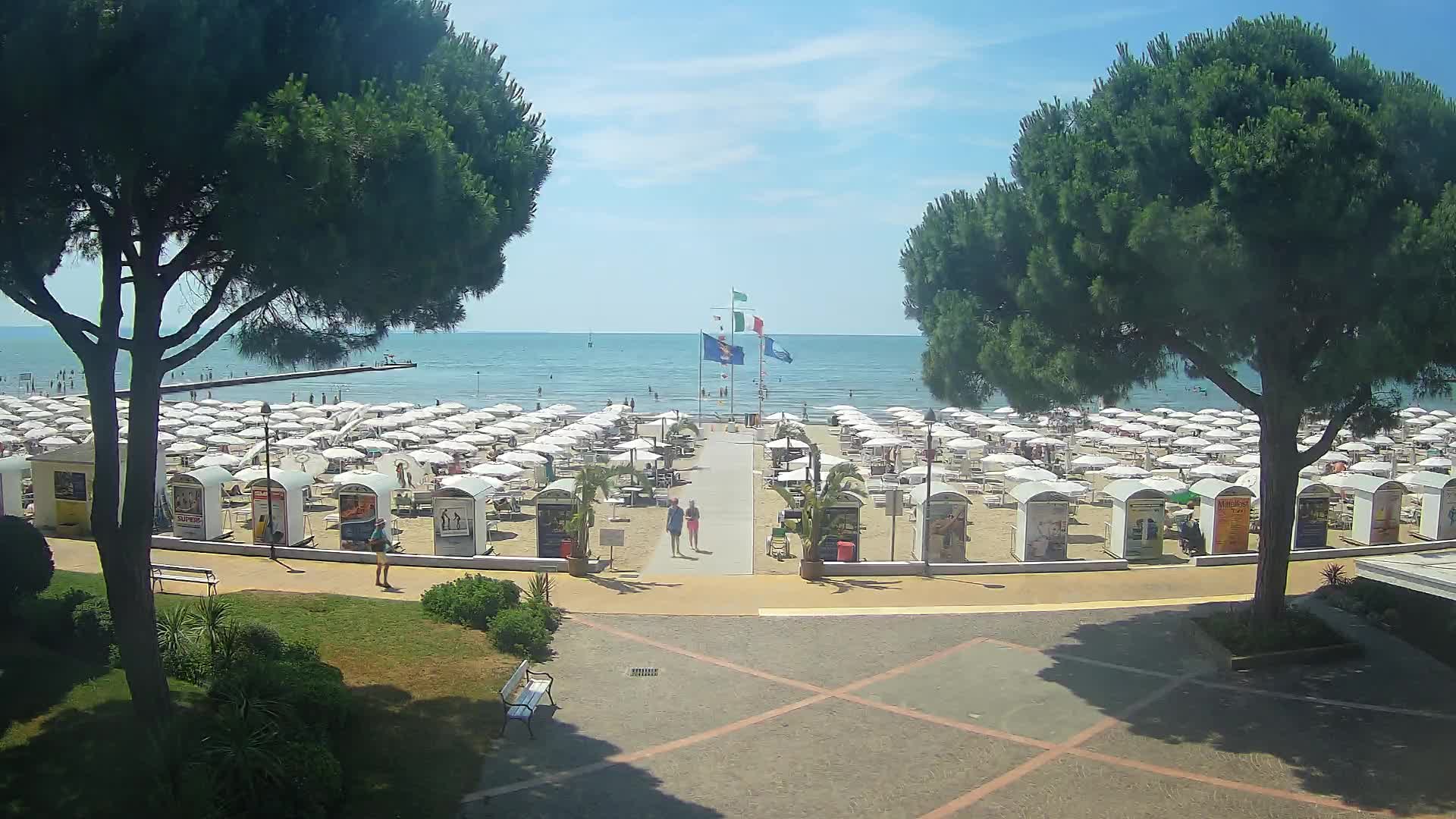 Grado Beach Webcam Entrance | Real-Time View of the Seaside