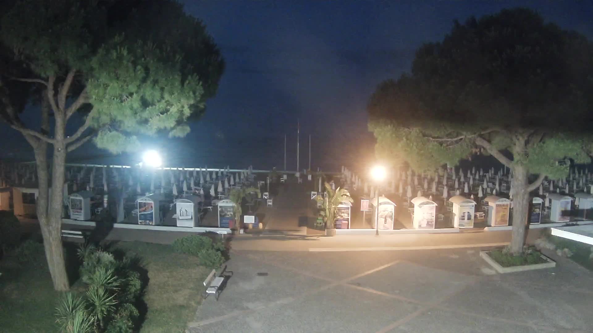 Grado Beach Webcam Entrance | Real-Time View of the Seaside