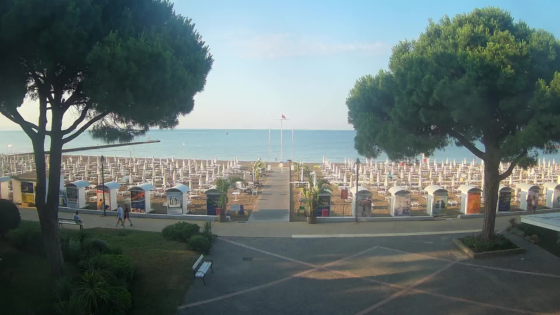 Grado Ulaz na Plažu | Pogled Uživo na Obalu