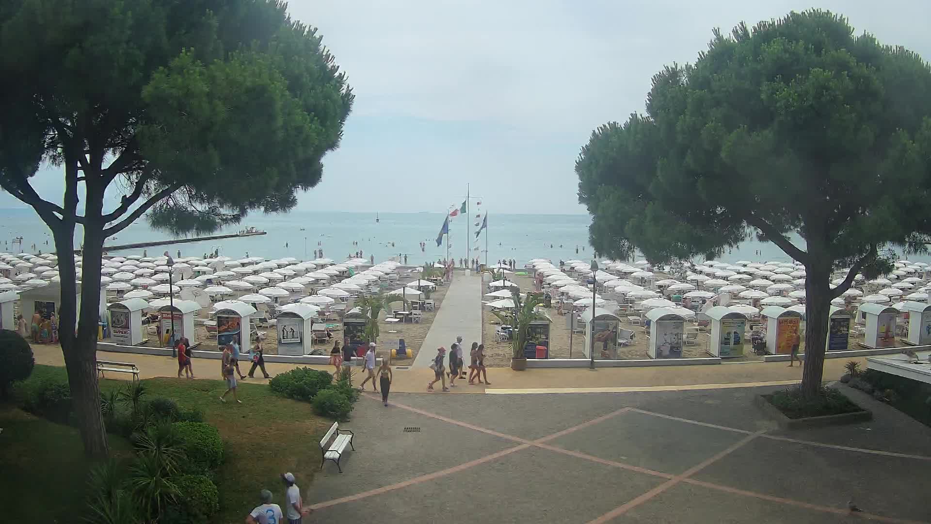 Grado Ulaz na Plažu | Pogled Uživo na Obalu