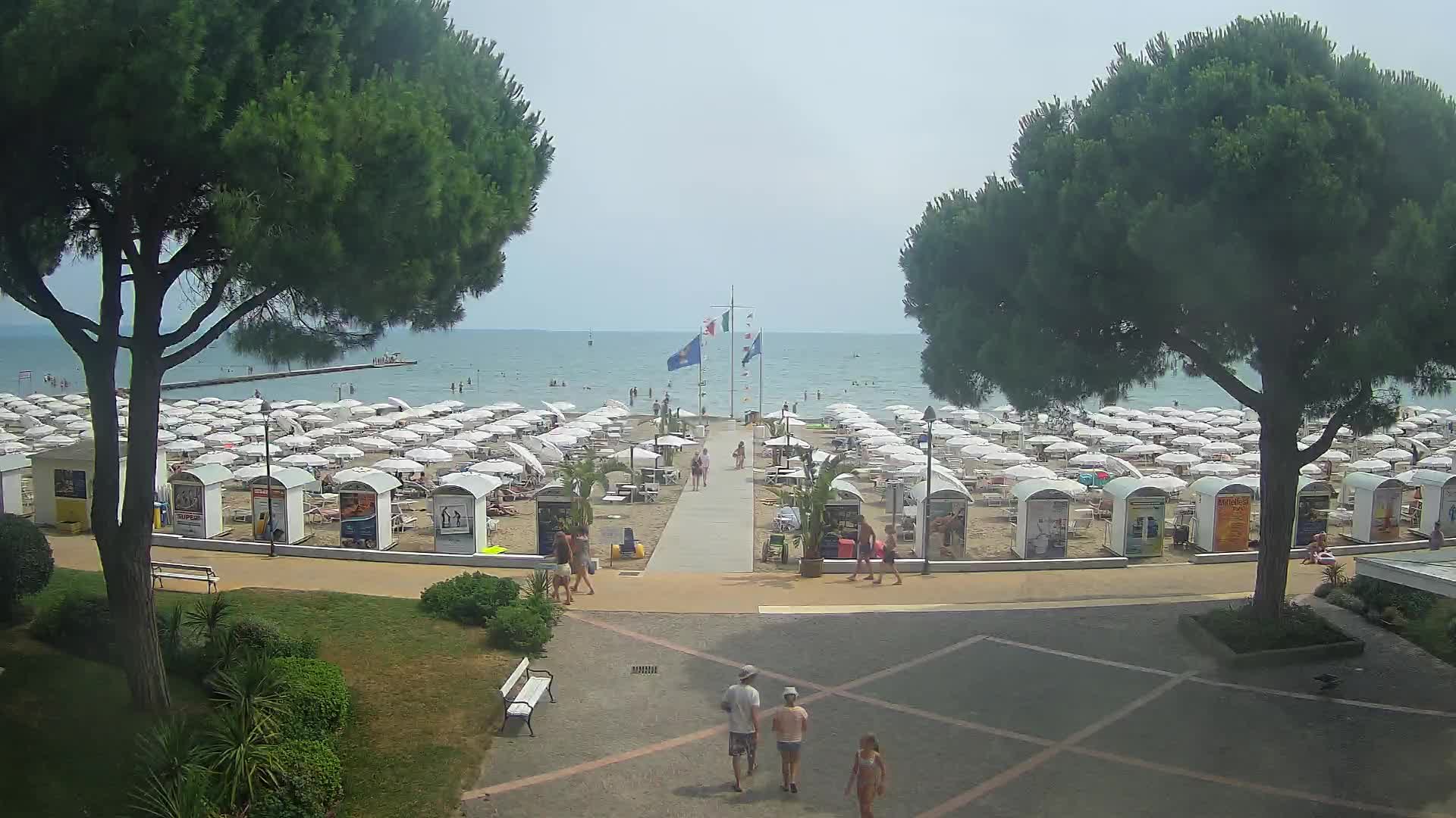 Grado Ulaz na Plažu | Pogled Uživo na Obalu