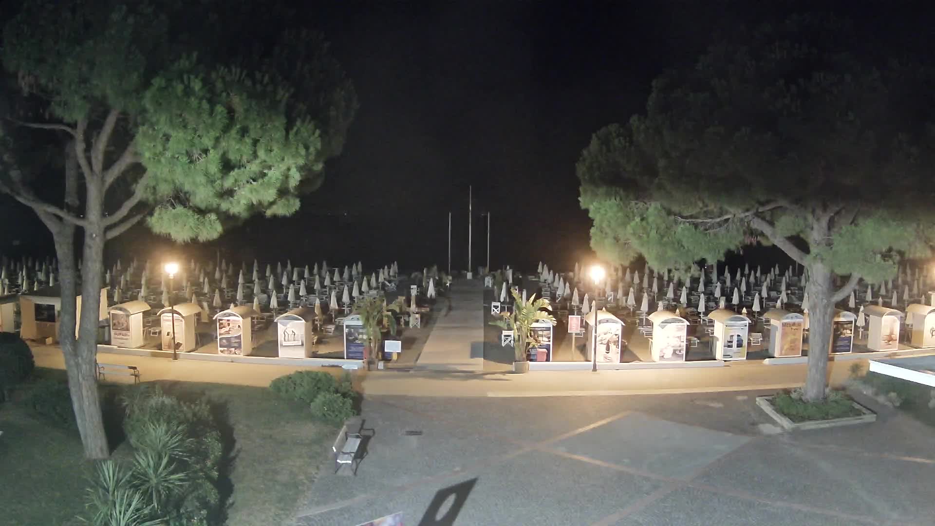 Grado Beach Webcam Entrance | Real-Time View of the Seaside