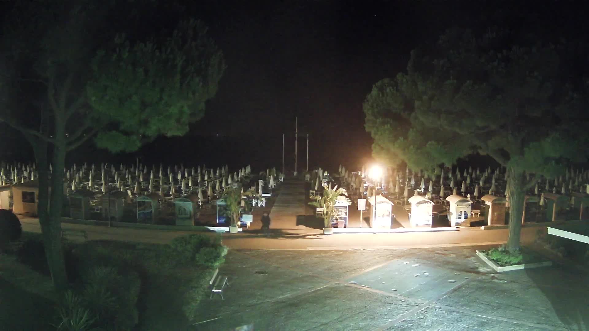 Grado Beach Webcam Entrance | Real-Time View of the Seaside