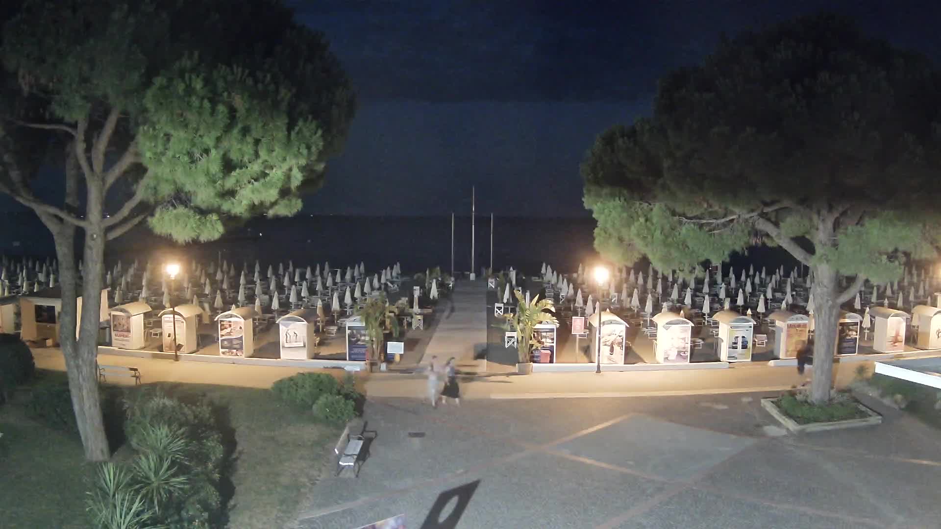 Grado Ulaz na Plažu | Pogled Uživo na Obalu