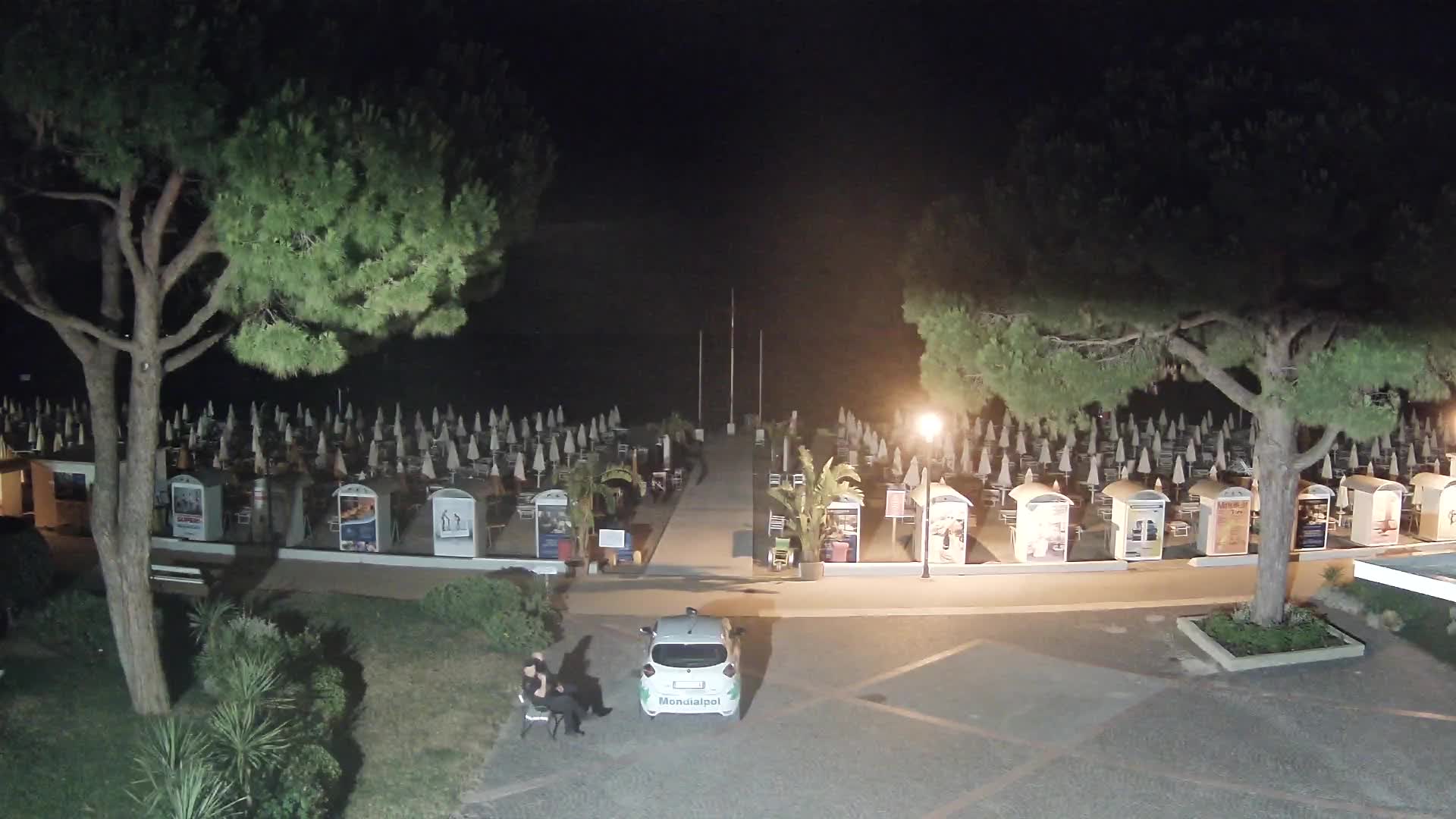 Grado Beach Webcam Entrance | Real-Time View of the Seaside
