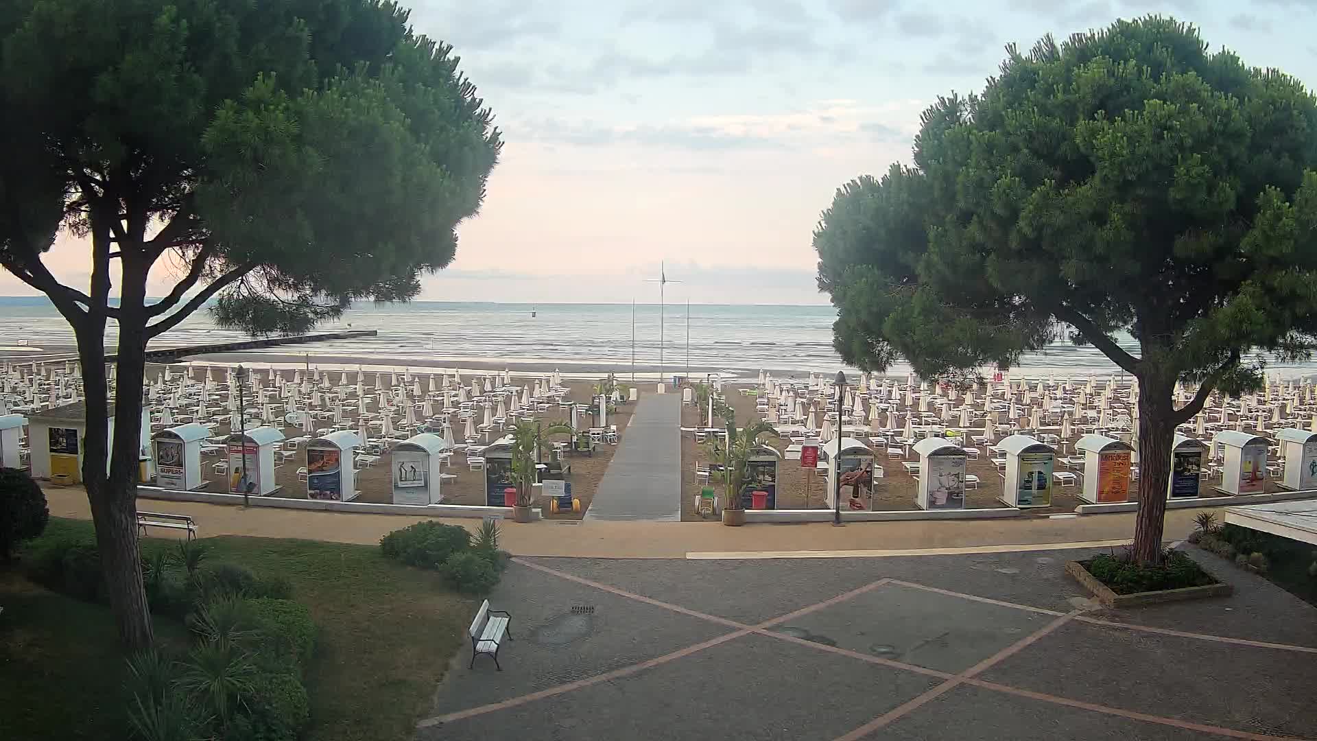 Ingresso Spiaggia Grado | Vista in Diretta sul Mare