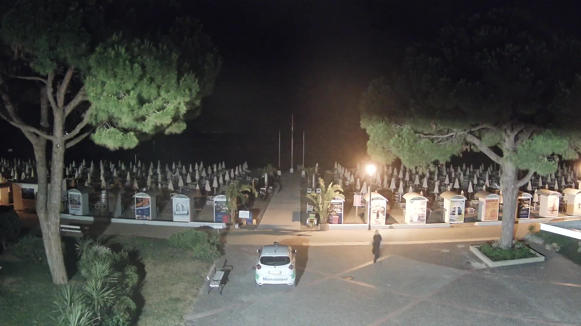 Grado Beach Webcam Entrance | Real-Time View of the Seaside