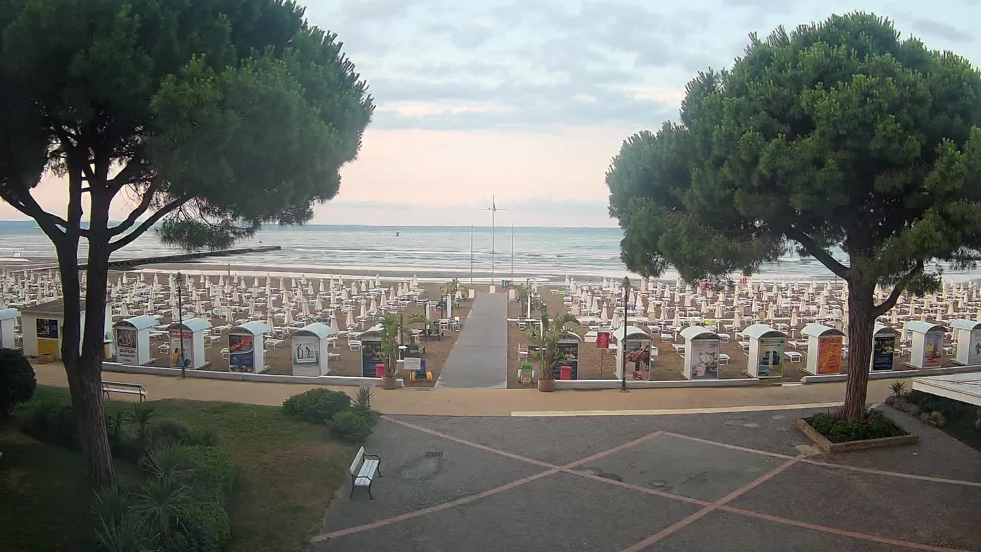 Ingresso Spiaggia Grado | Vista in Diretta sul Mare