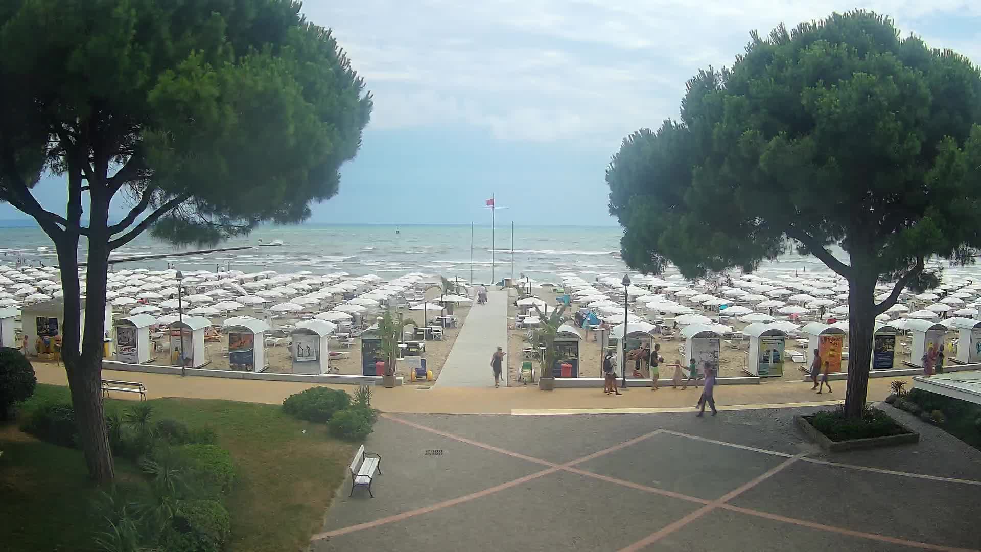 Grado Ulaz na Plažu | Pogled Uživo na Obalu