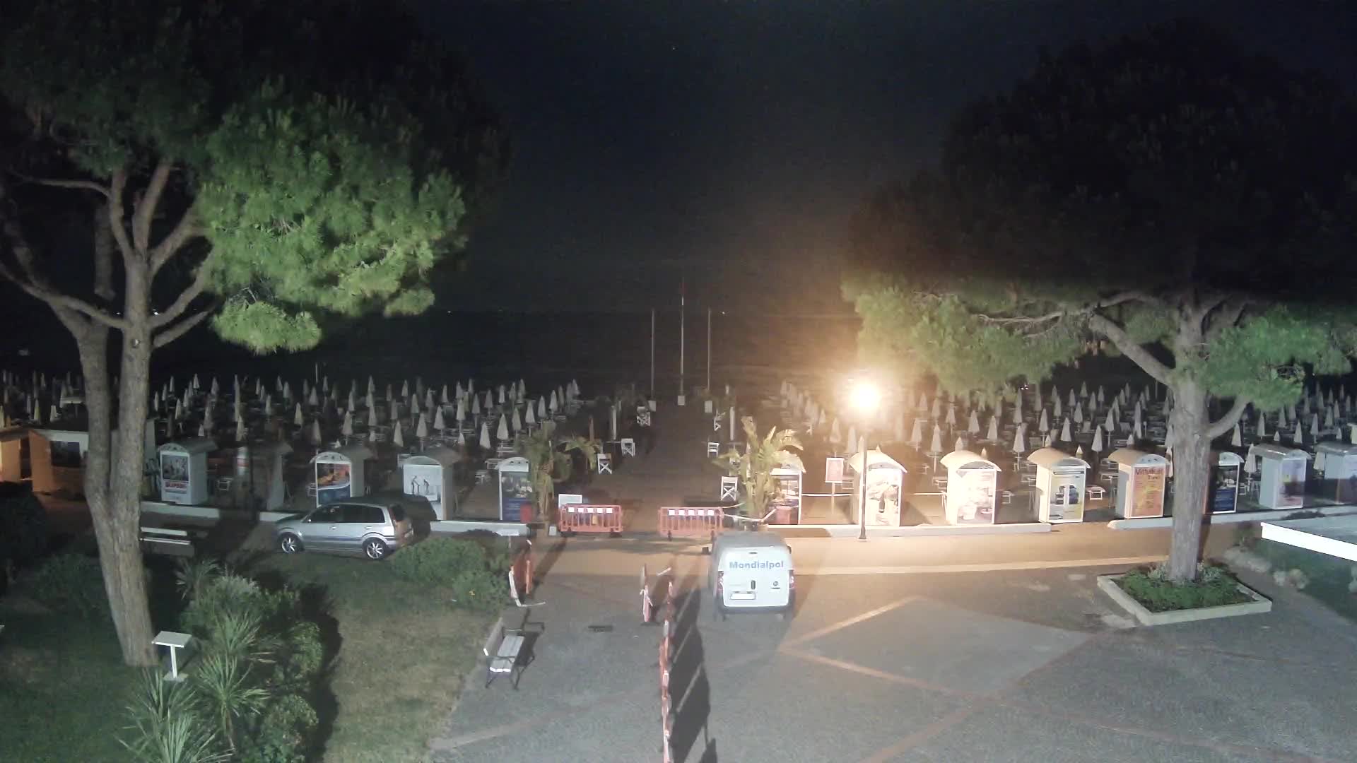 Grado Beach Webcam Entrance | Real-Time View of the Seaside