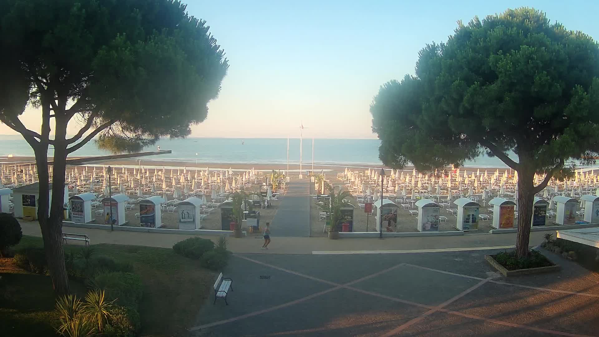 Grado Ulaz na Plažu | Pogled Uživo na Obalu