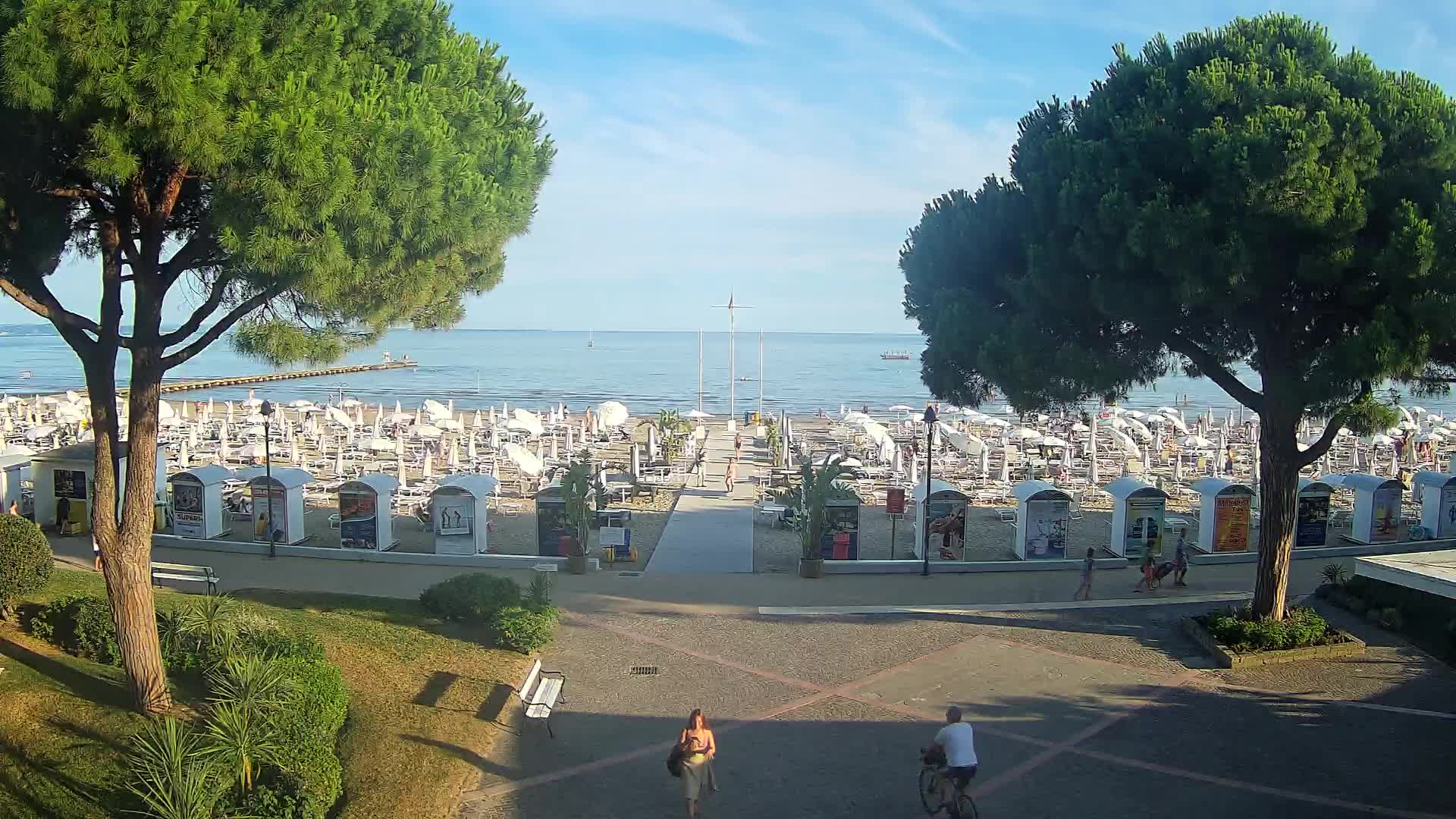 Grado Beach Webcam Entrance | Real-Time View of the Seaside