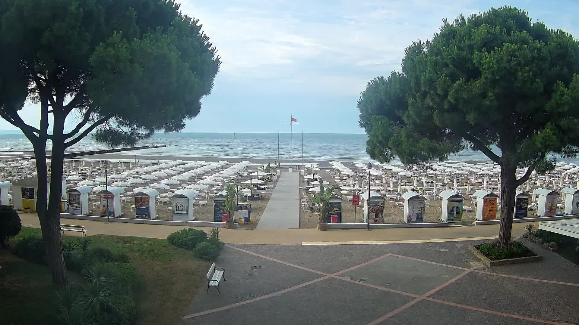 Grado Ulaz na Plažu | Pogled Uživo na Obalu