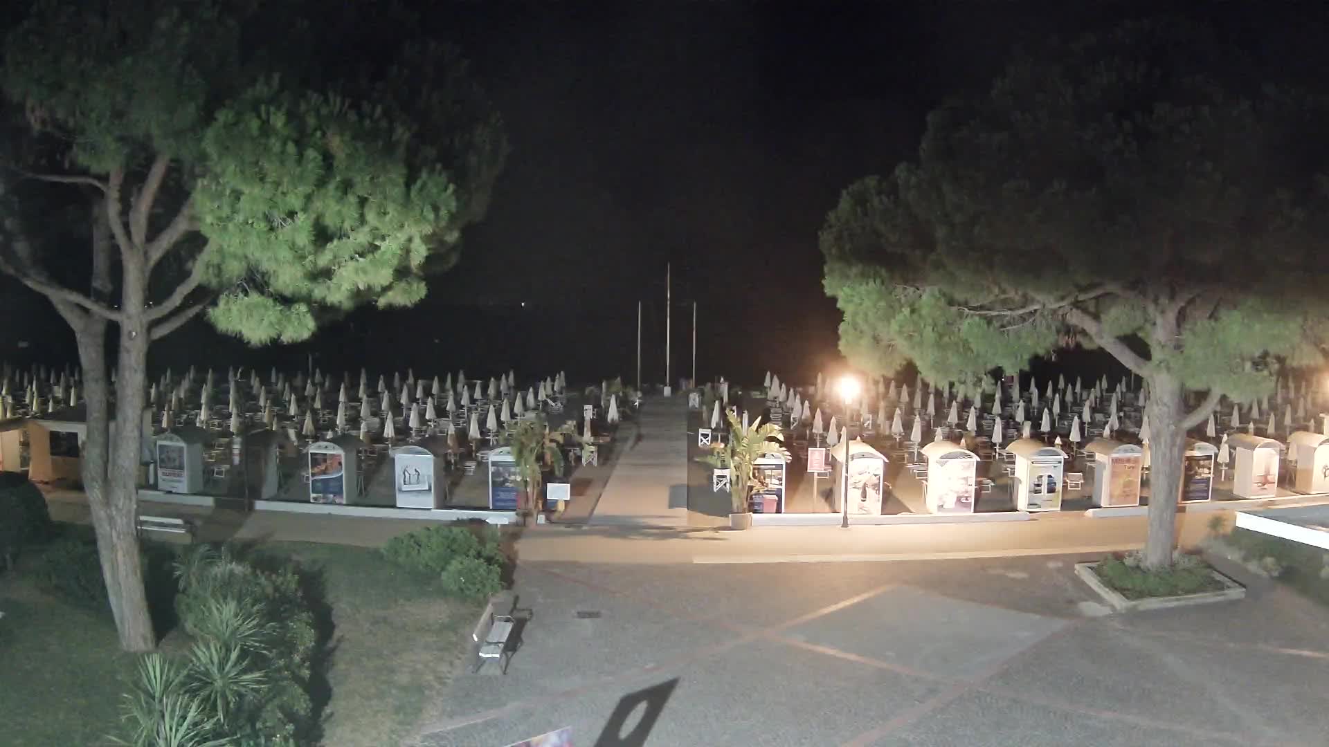 Grado Beach Webcam Entrance | Real-Time View of the Seaside
