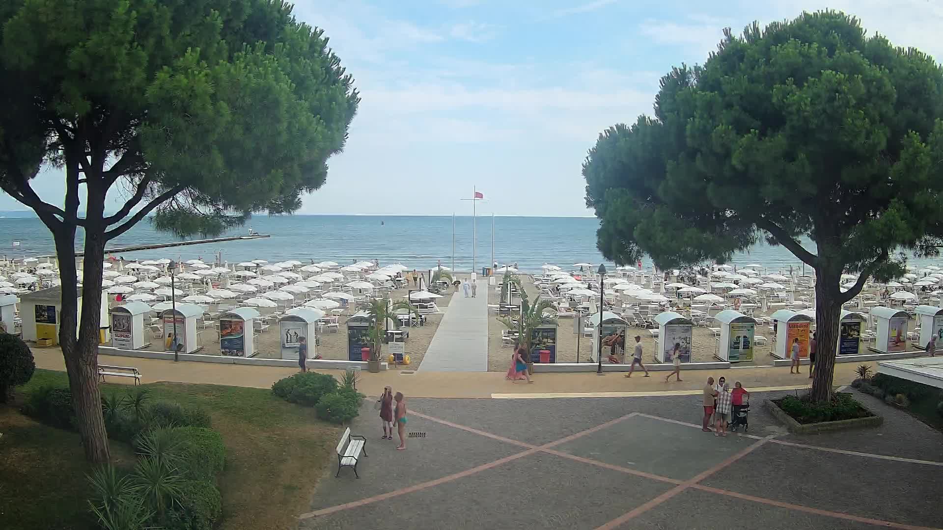 Grado Ulaz na Plažu | Pogled Uživo na Obalu