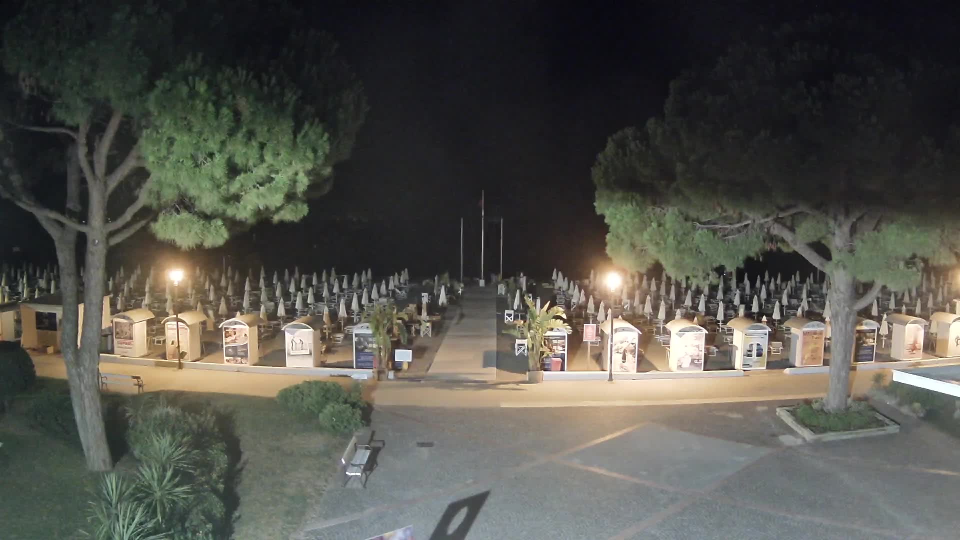 Grado Beach Webcam Entrance | Real-Time View of the Seaside