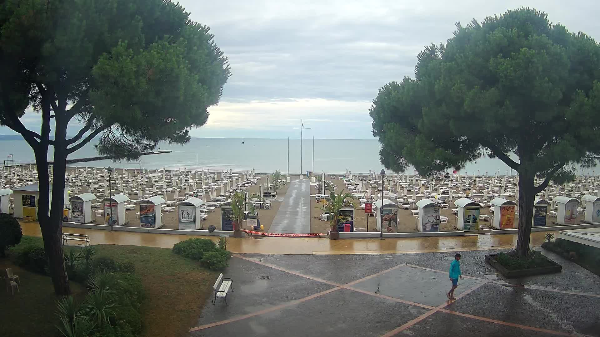Grado Beach Webcam Entrance | Real-Time View of the Seaside