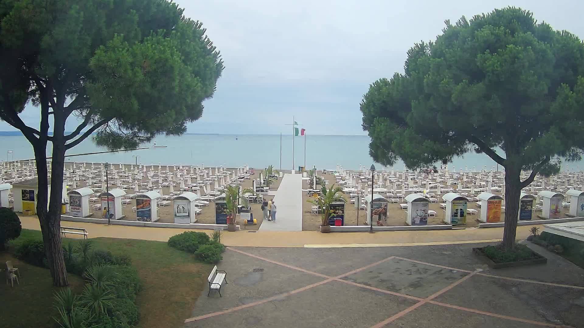 Grado Beach Webcam Entrance | Real-Time View of the Seaside