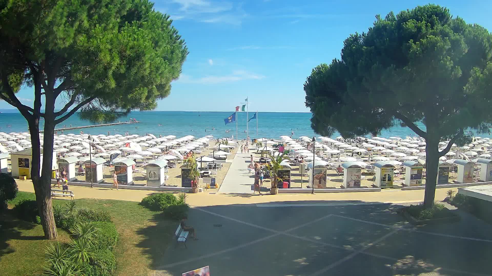 Grado Beach Webcam Entrance | Real-Time View of the Seaside