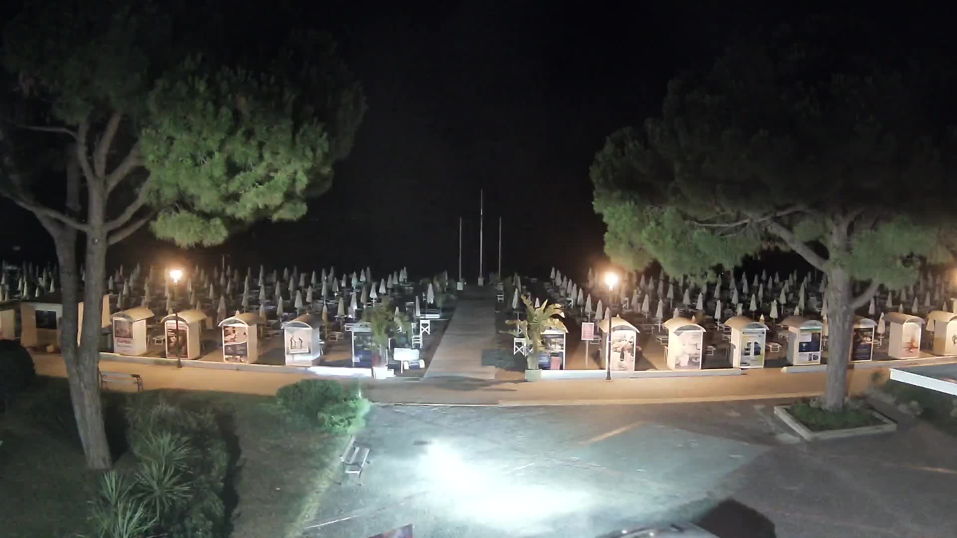Grado Beach Webcam Entrance | Real-Time View of the Seaside