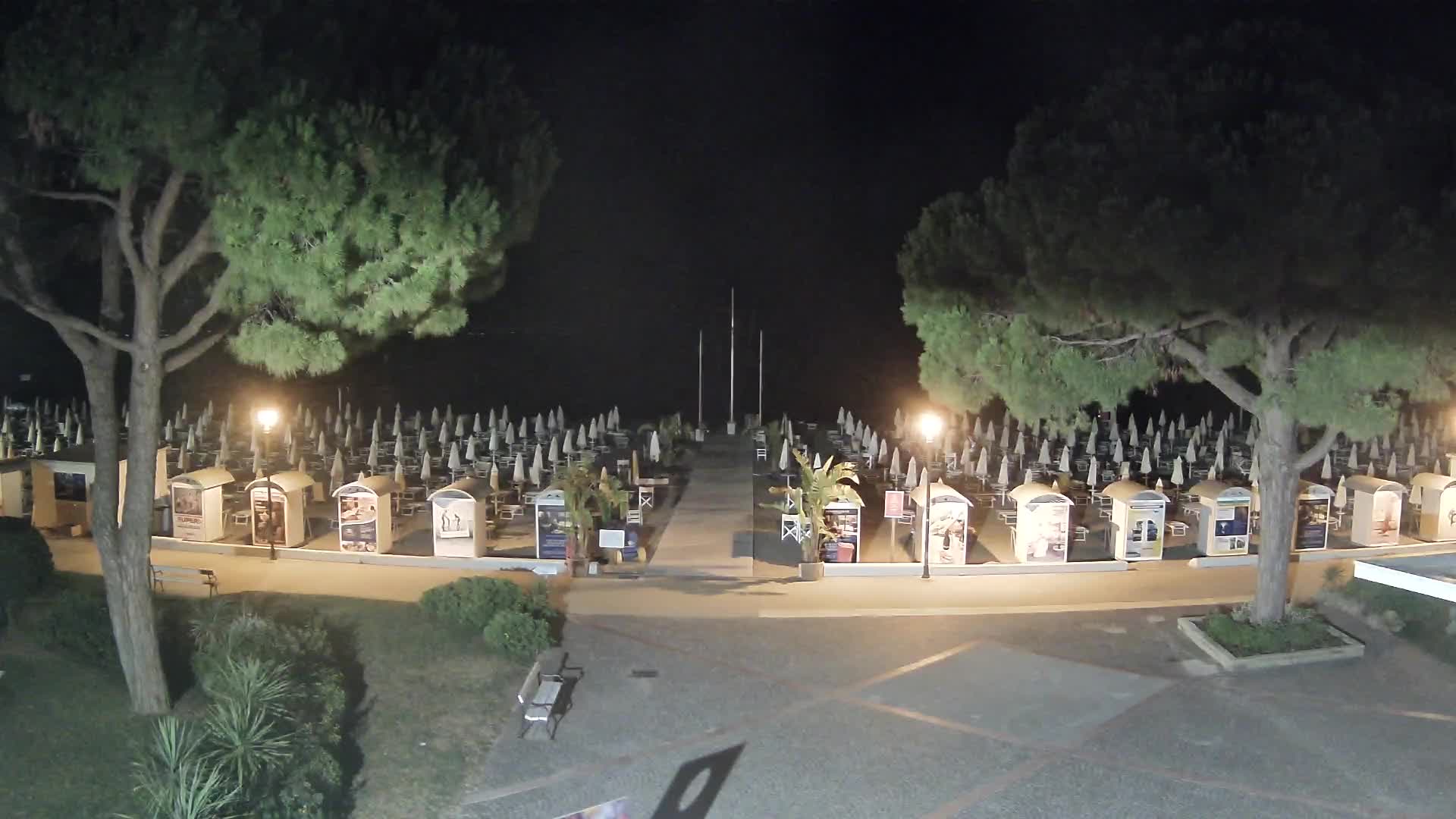 Grado Beach Webcam Entrance | Real-Time View of the Seaside