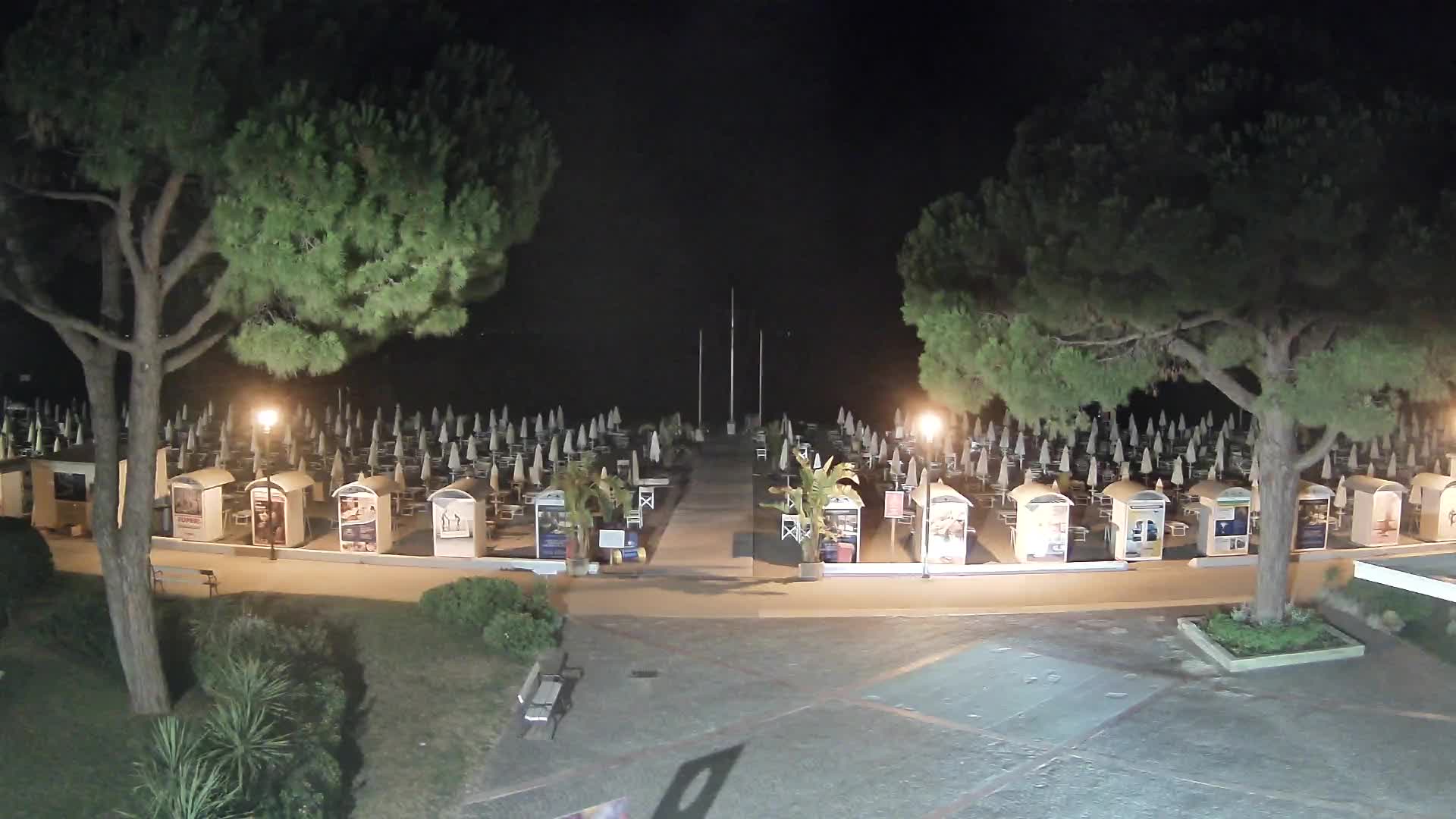 Grado Beach Webcam Entrance | Real-Time View of the Seaside