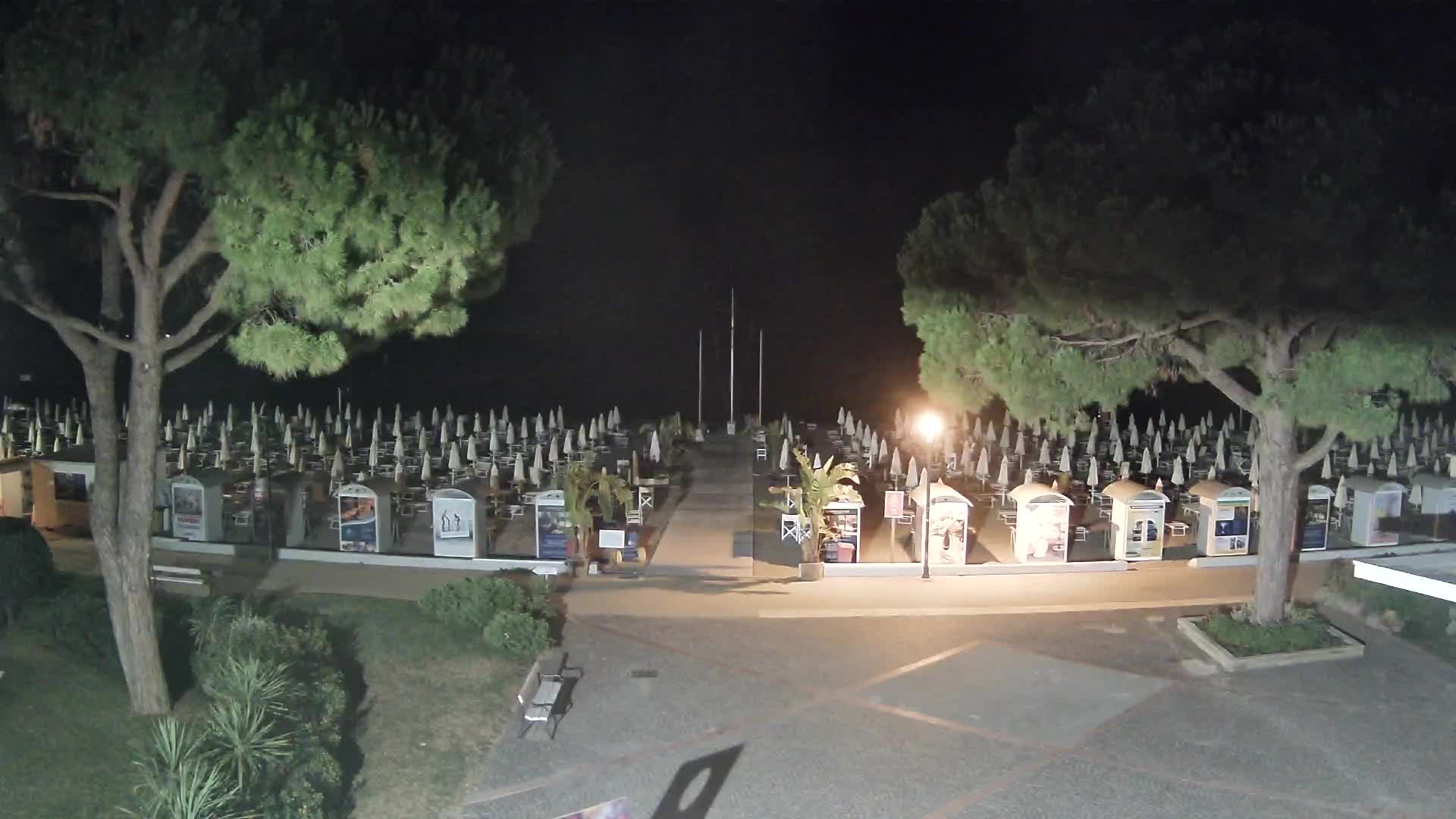 Grado Beach Webcam Entrance | Real-Time View of the Seaside