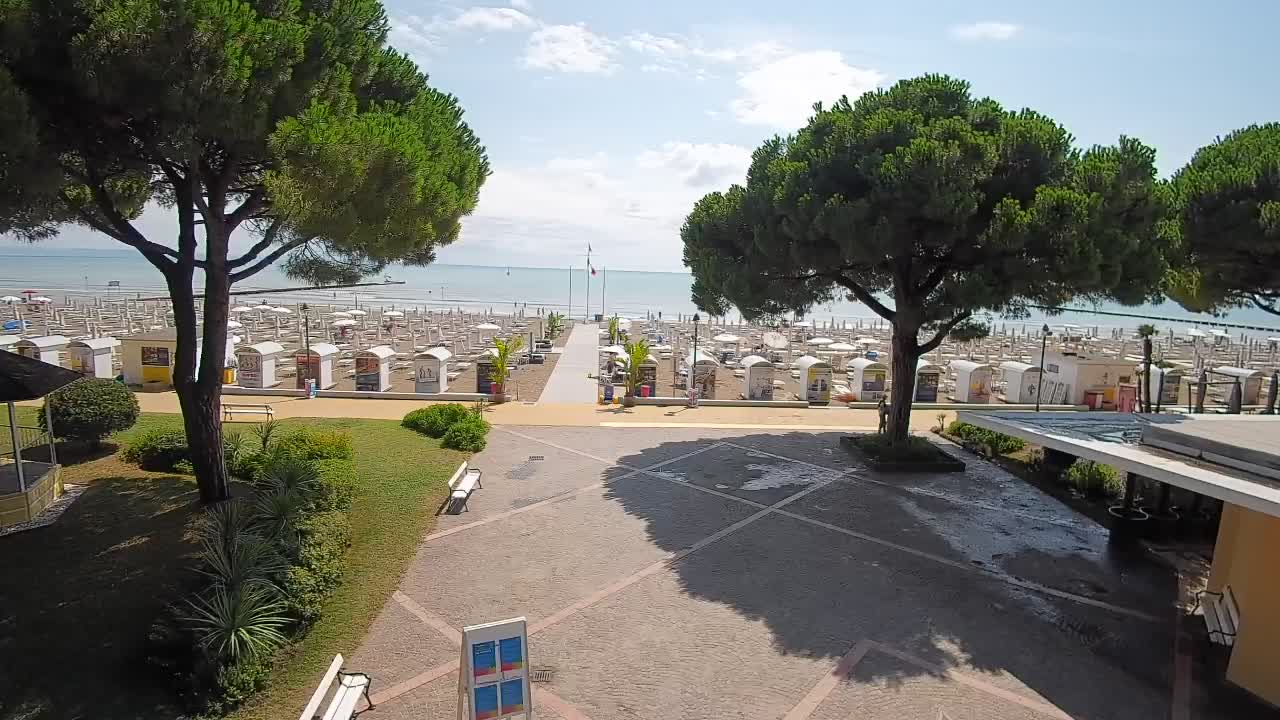 Grado Beach Entrance – Live Webcam