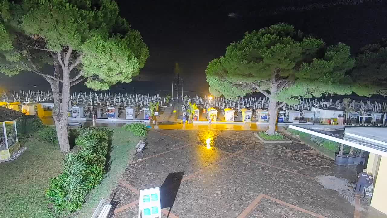 Spletna kamera Gradež (Grado) – Vhod na plažo